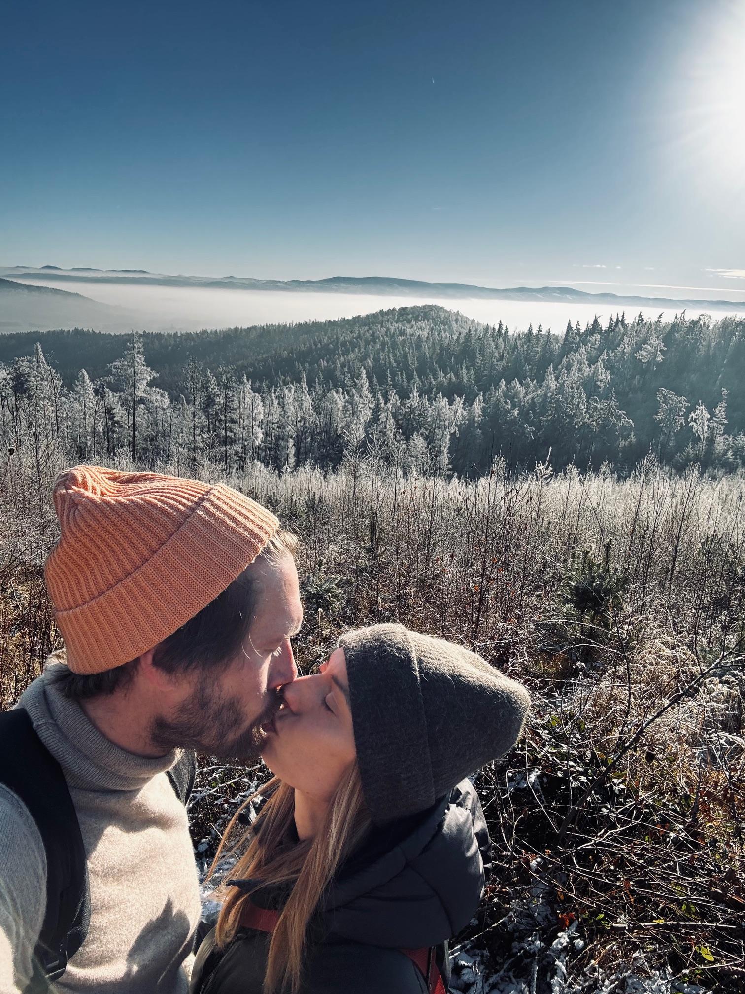 Lękowo-ambiwalentny styl przywiązania w relacjach dorosłych